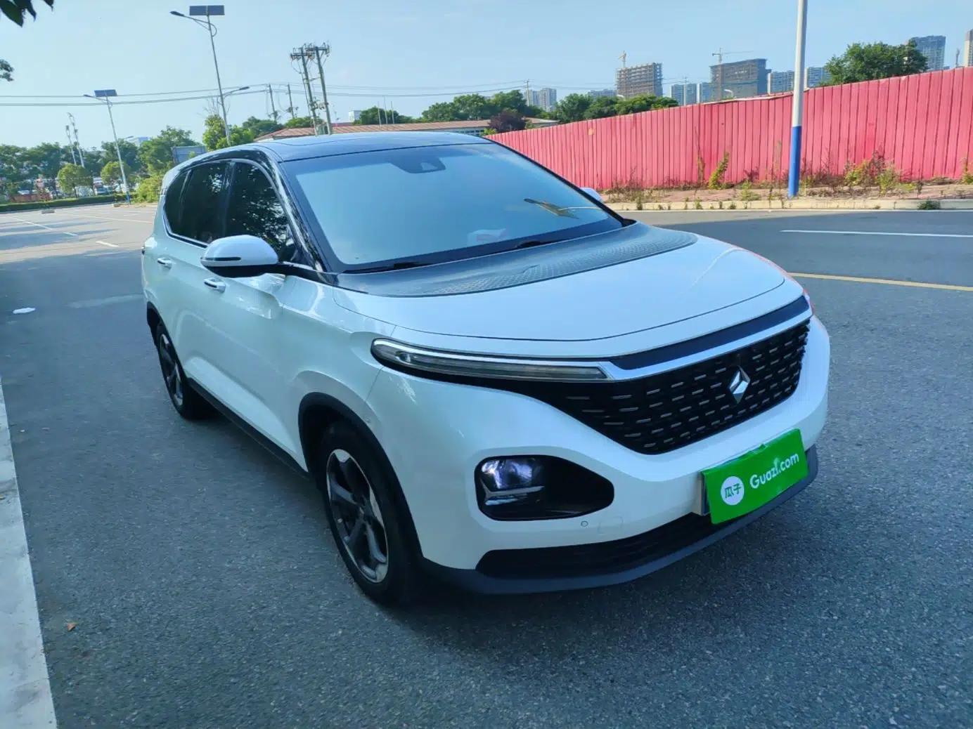 Baojun RM-5 2019 1.5T CVT 24-Hour Online Prestige Version 5 Seats — миниатюра 3