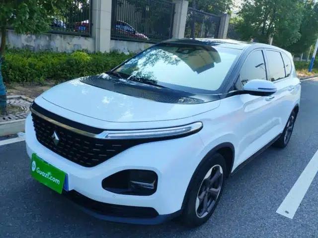 Baojun RM-5 2019 1.5T CVT 24-Hour Online Prestige Version 5 Seats