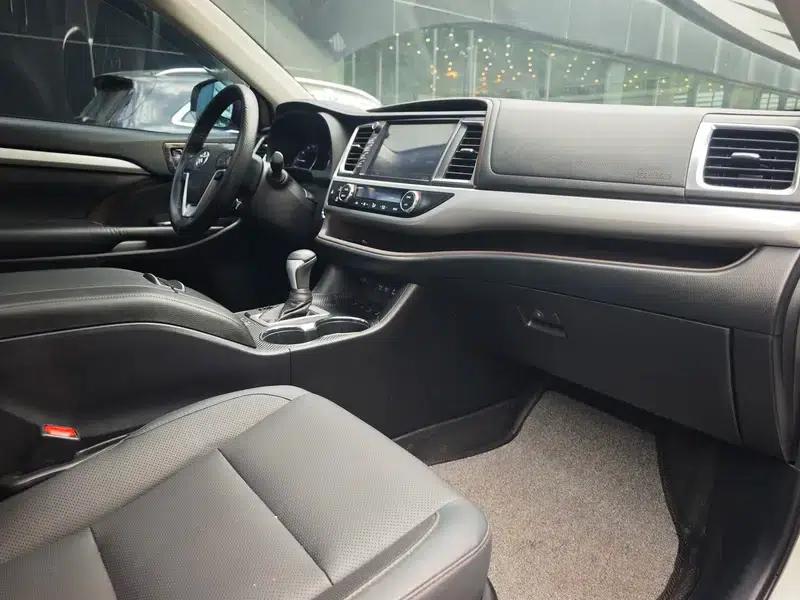 2018 Toyota Highlander 2.0T 4WD Luxury 7-seater (National V Emission Standard) — миниатюра 8