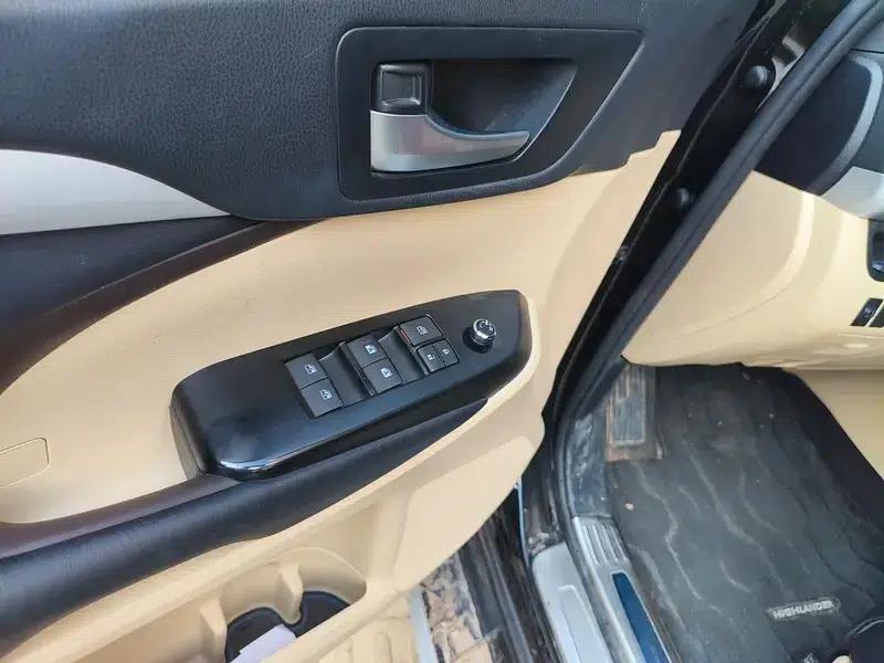 2021 Toyota Highlander 2.0T AWD Elite Edition 7-seater — миниатюра 15