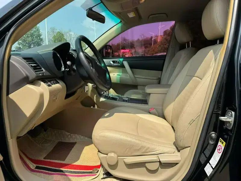 2012 Highlander 3.5L AWD 7-seater Elite Edition — миниатюра 8