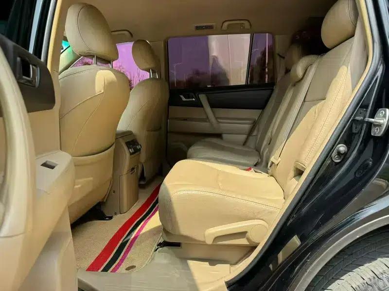 2012 Highlander 3.5L AWD 7-seater Elite Edition — миниатюра 9