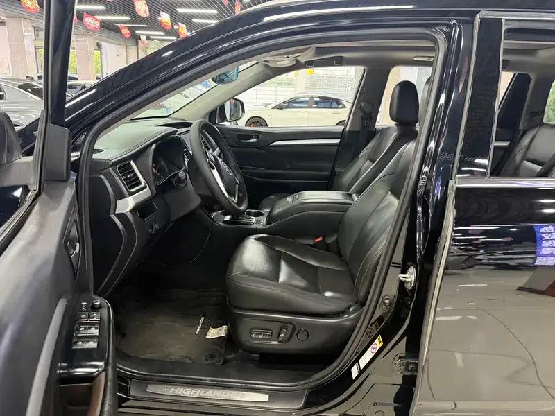 2015 Highlander 2.0T 2WD Luxury 7-seater — миниатюра 11