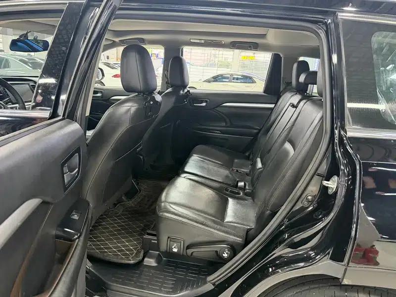 2015 Highlander 2.0T 2WD Luxury 7-seater — миниатюра 12