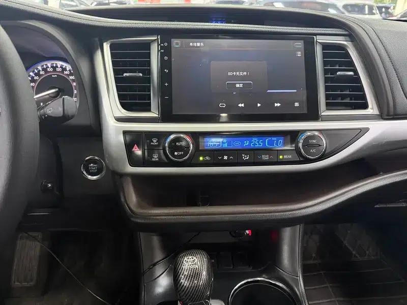 2015 Highlander 2.0T 2WD Luxury 7-seater — миниатюра 8