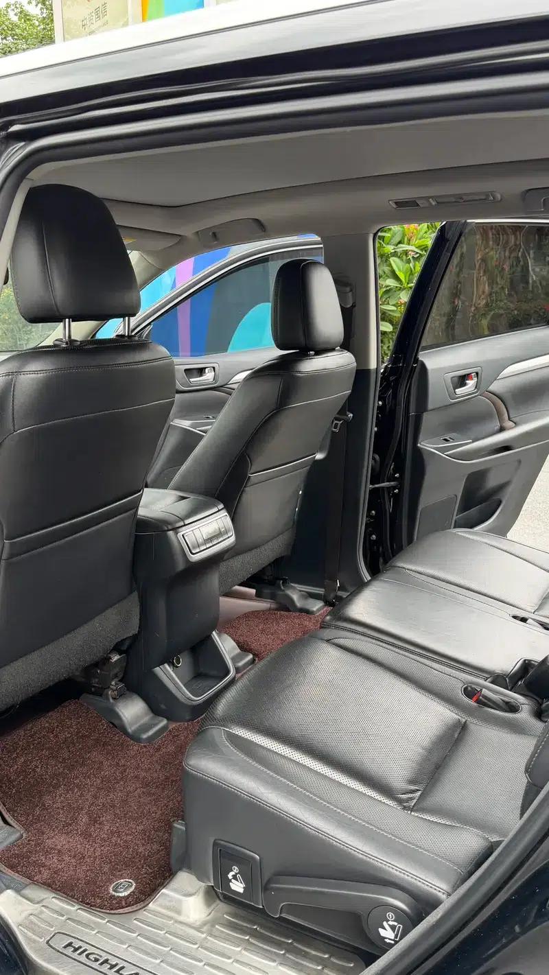 2015 Highlander 2.0T 2WD Luxury 7-seater — миниатюра 12