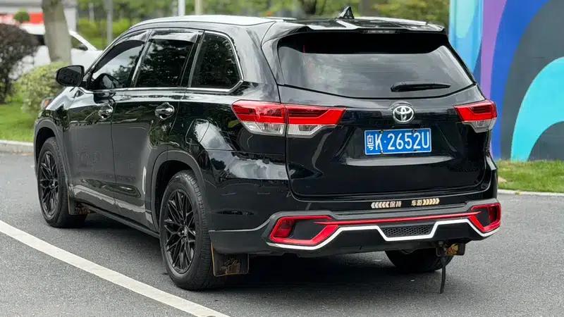 2015 Highlander 2.0T 2WD Luxury 7-seater — миниатюра 4