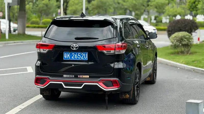 2015 Highlander 2.0T 2WD Luxury 7-seater — миниатюра 5