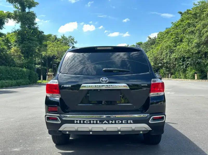 2012 Highlander 2.7L 2WD 5-seater Elite Edition — миниатюра 5