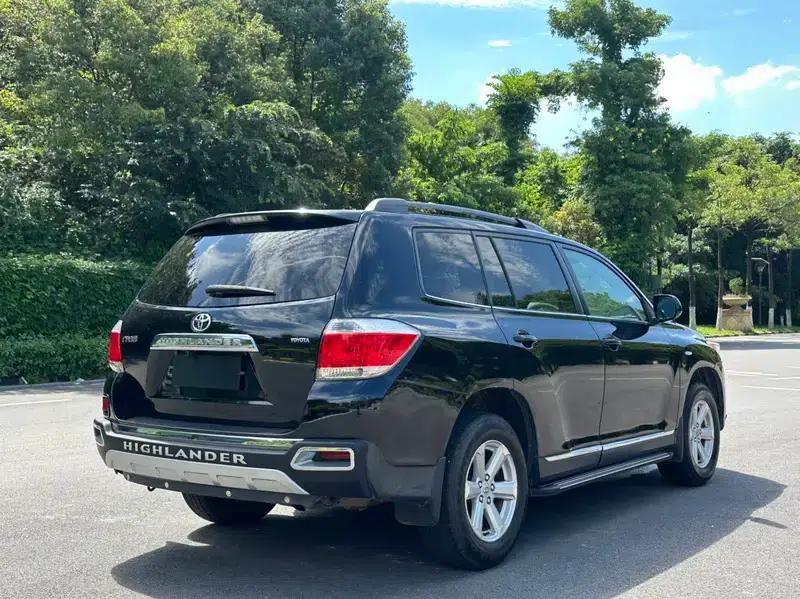 2012 Highlander 2.7L 2WD 5-seater Elite Edition — миниатюра 6