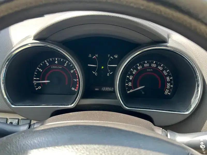 2012 Highlander 2.7L 2WD 5-seater Elite Edition — миниатюра 8