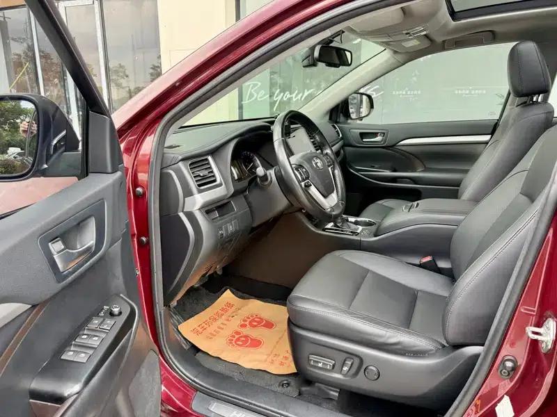 2017 Highlander 2.0T AWD Luxury 7-seater — миниатюра 8