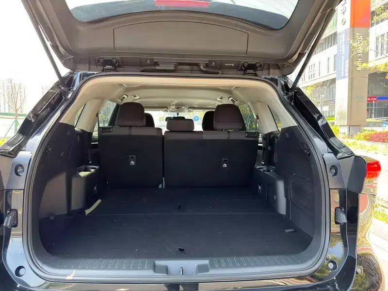 2022 Toyota Highlander Hybrid 2.5L 2WD Elite Edition 5-seater — миниатюра 11