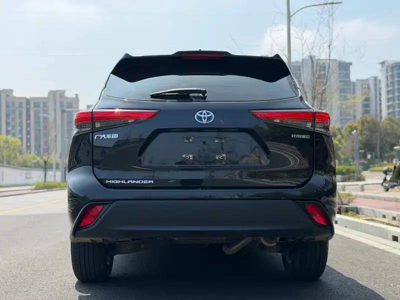 2022 Toyota Highlander Hybrid 2.5L 2WD Elite Edition 5-seater — миниатюра 6
