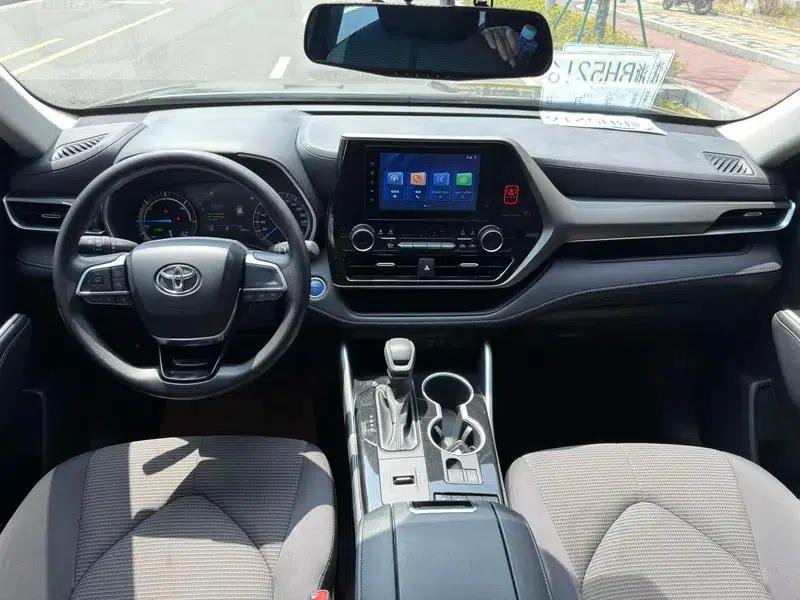 2022 Toyota Highlander Hybrid 2.5L 2WD Elite Edition 5-seater — миниатюра 8