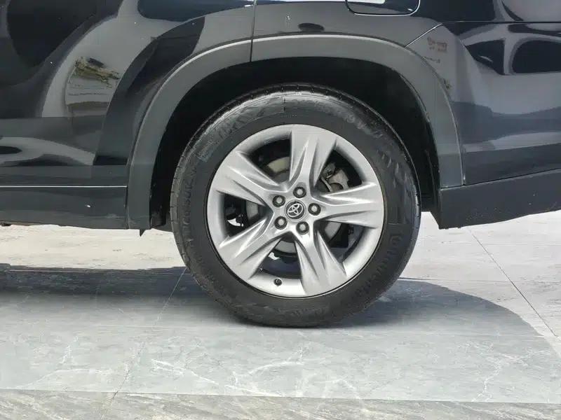 2018 Toyota Highlander 2.0T 4WD Premium Edition 7-seater (China VI Emission Standard) — миниатюра 9