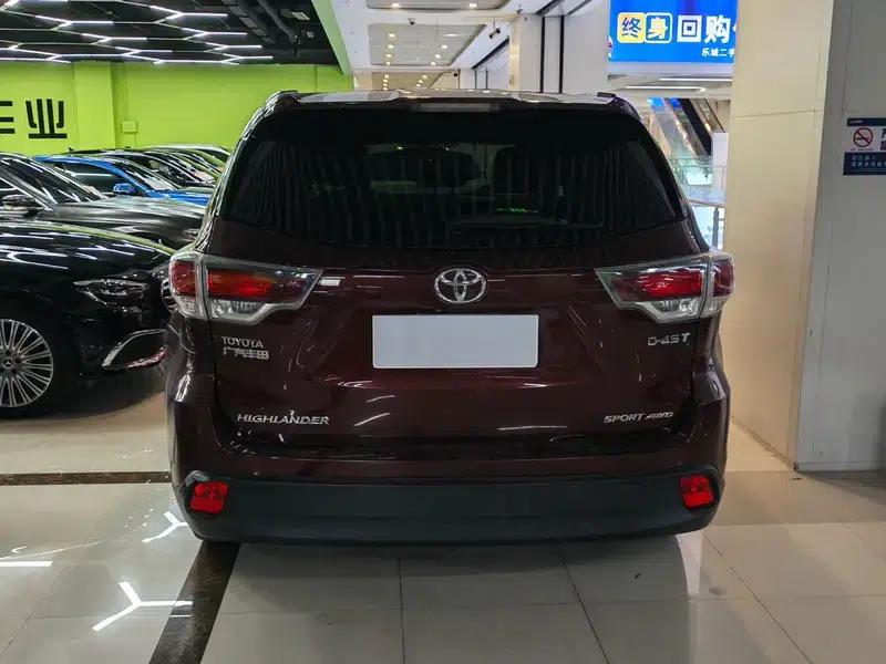 2017 Highlander 2.0T 2WD Luxury 7-seater — миниатюра 5