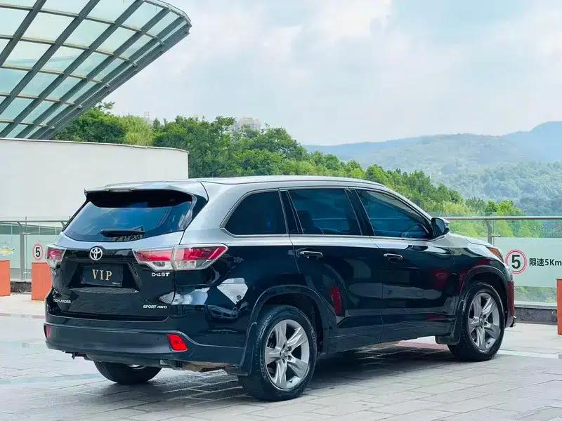 2015 Highlander 2.0T AWD Luxury 7-seater — миниатюра 7