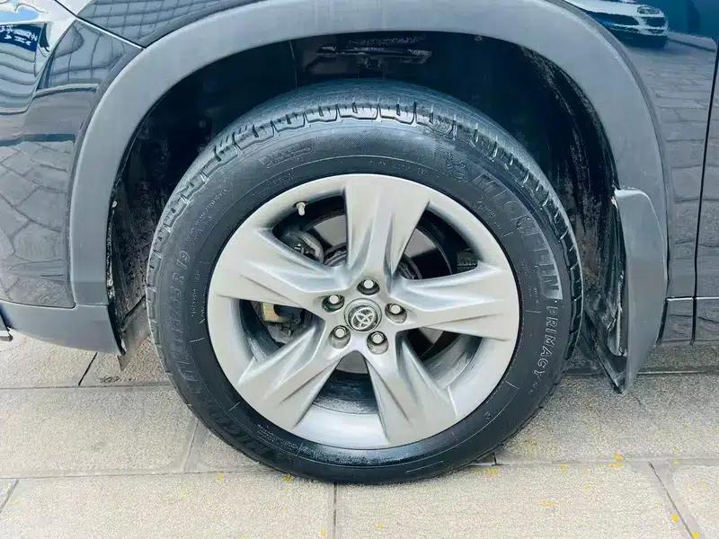 2015 Highlander 2.0T AWD Luxury 7-seater — миниатюра 9