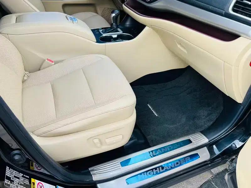 2015 Highlander 2.0T AWD Luxury 7-seater — миниатюра 10