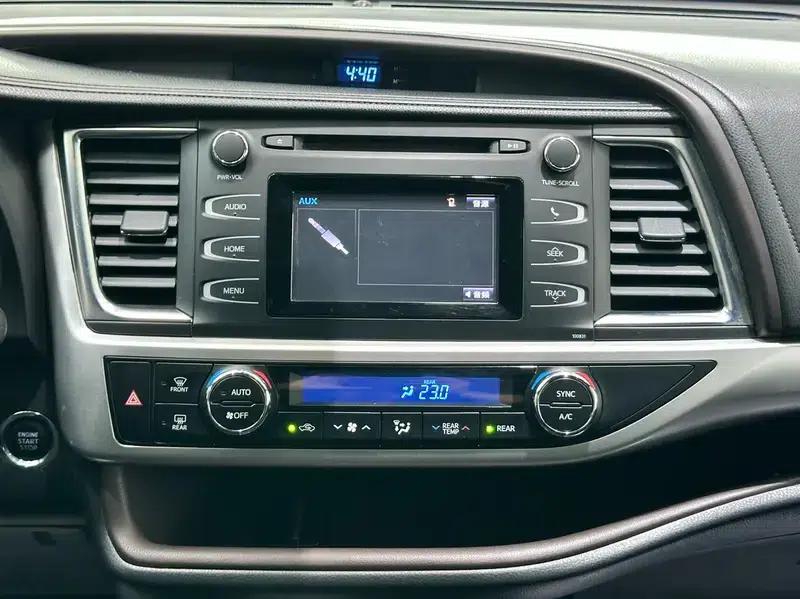 2018 Toyota Highlander 2.0T 4WD Luxury 7-seater (National V Emission Standard) — миниатюра 10