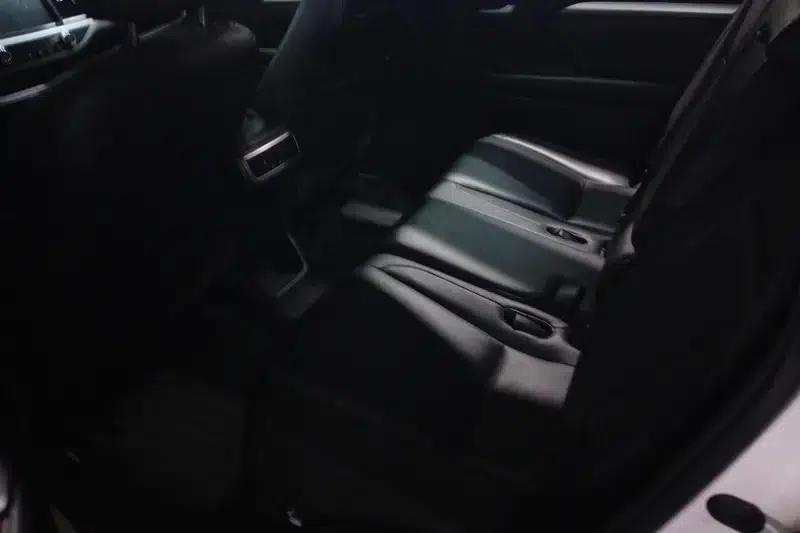 2015 Highlander 2.0T AWD Luxury 7-seater — миниатюра 16
