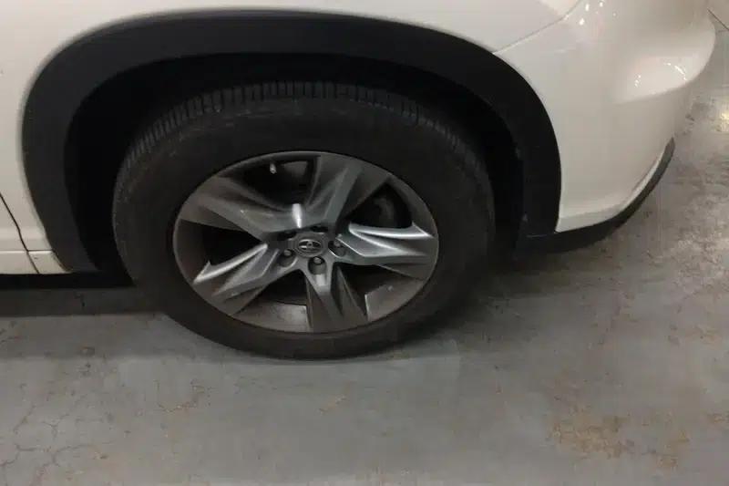 2015 Highlander 2.0T AWD Luxury 7-seater — миниатюра 9
