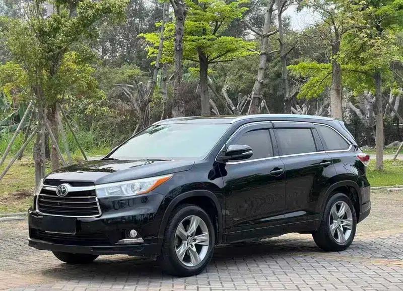 2015 Highlander 2.0T AWD Supreme Edition 7-seater — миниатюра 1