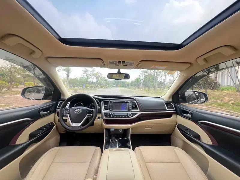 2015 Highlander 2.0T AWD Supreme Edition 7-seater — миниатюра 12