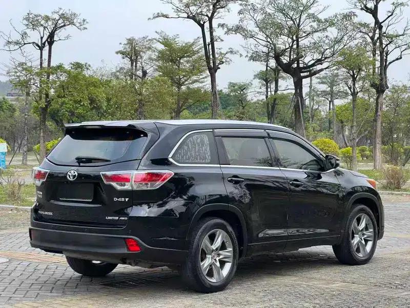 2015 Highlander 2.0T AWD Supreme Edition 7-seater — миниатюра 6