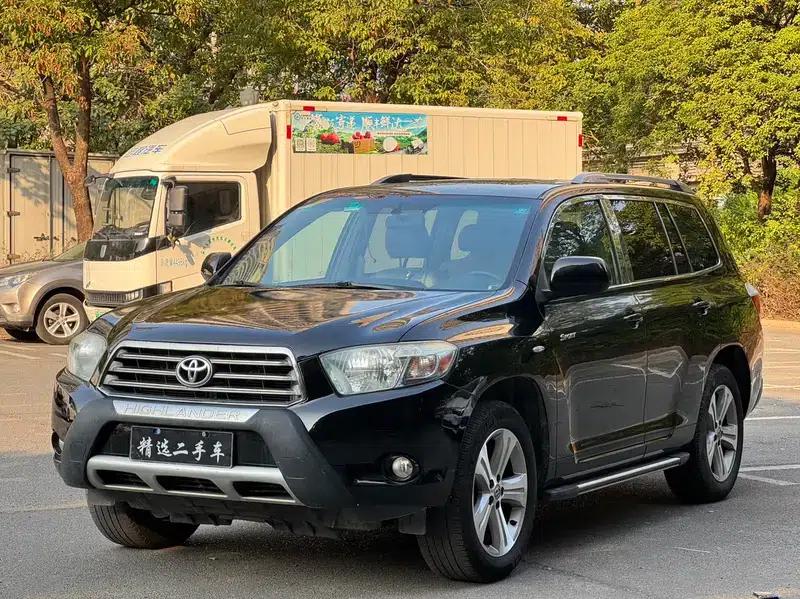 2011 Highlander 2.7L 2WD 7-seater Luxury Edition — миниатюра 1