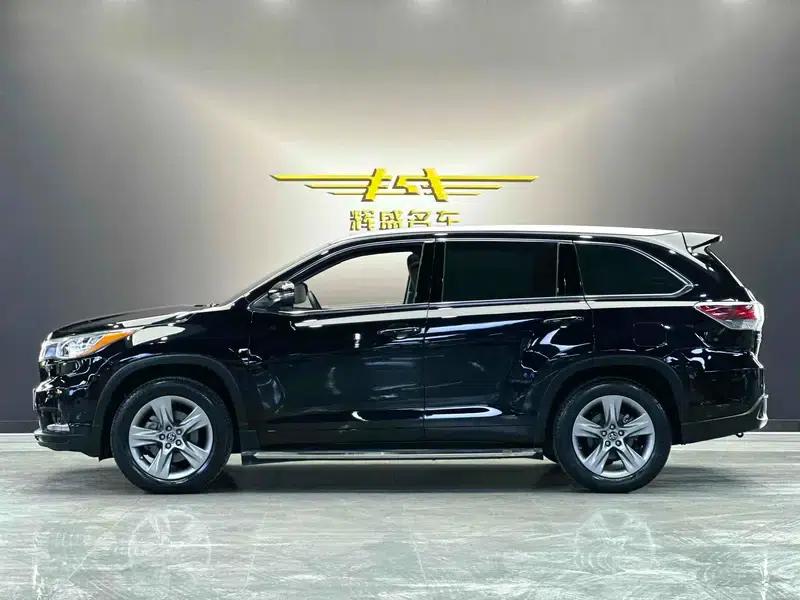 2017 Highlander 2.0T AWD Luxury 7-seater — миниатюра 3