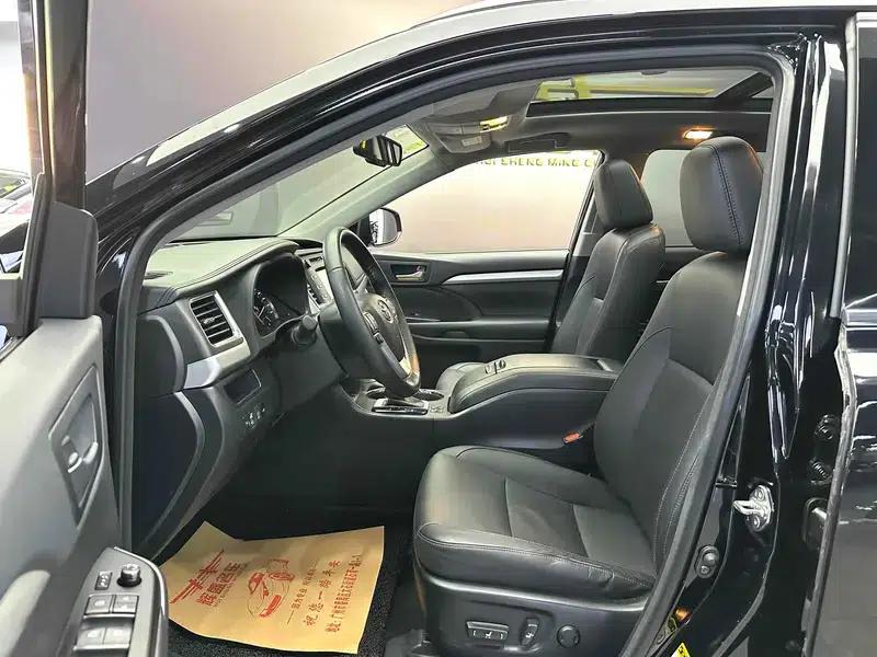 2017 Highlander 2.0T AWD Luxury 7-seater — миниатюра 7