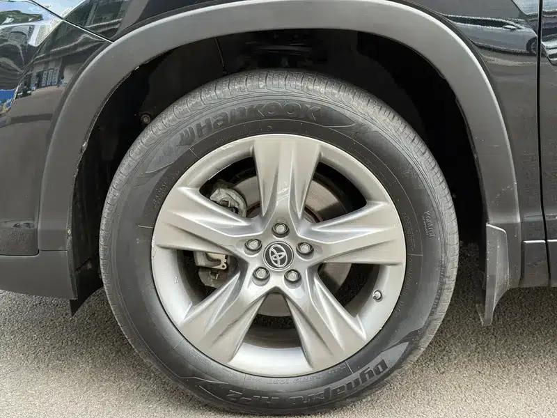 2018 Toyota Highlander 2.0T AWD Luxury 7-seater (China VI Emission Standard) — миниатюра 13