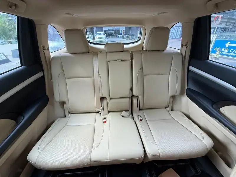 2018 Toyota Highlander 2.0T AWD Luxury 7-seater (China VI Emission Standard) — миниатюра 26