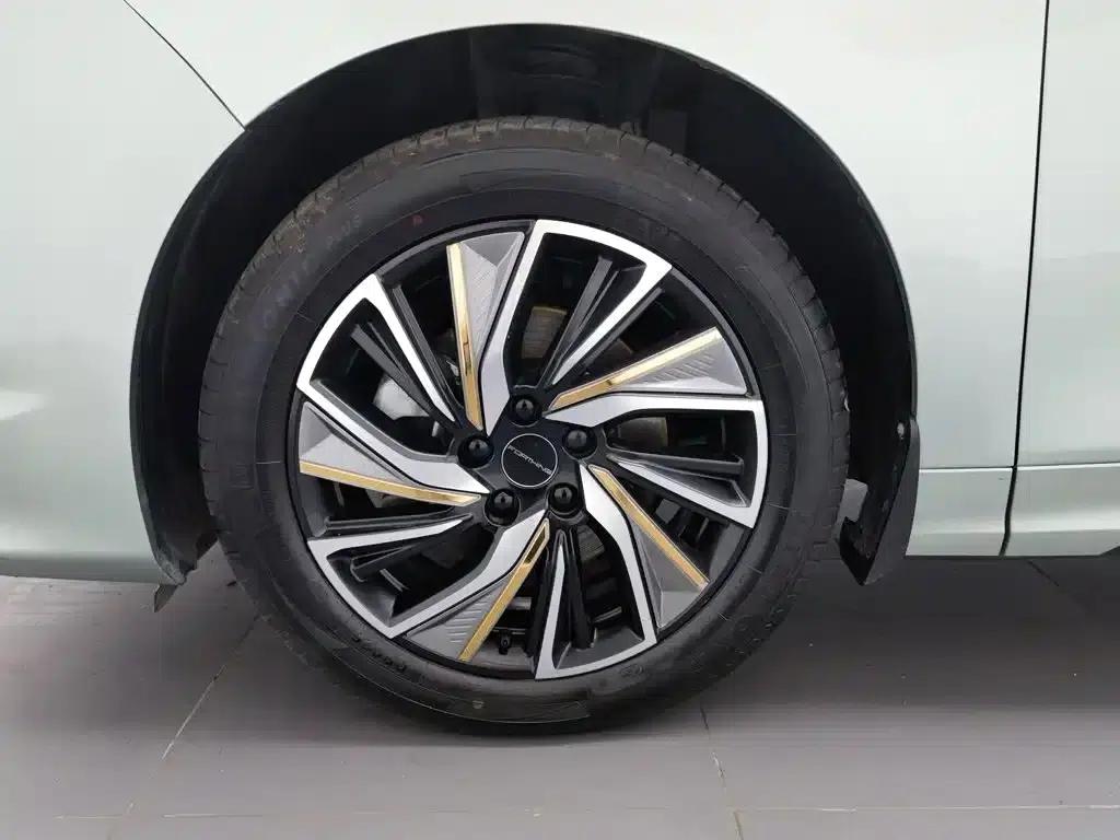 Fengxing Yacht 2022 1.5T DCT Wave Chaser Edition — миниатюра 17