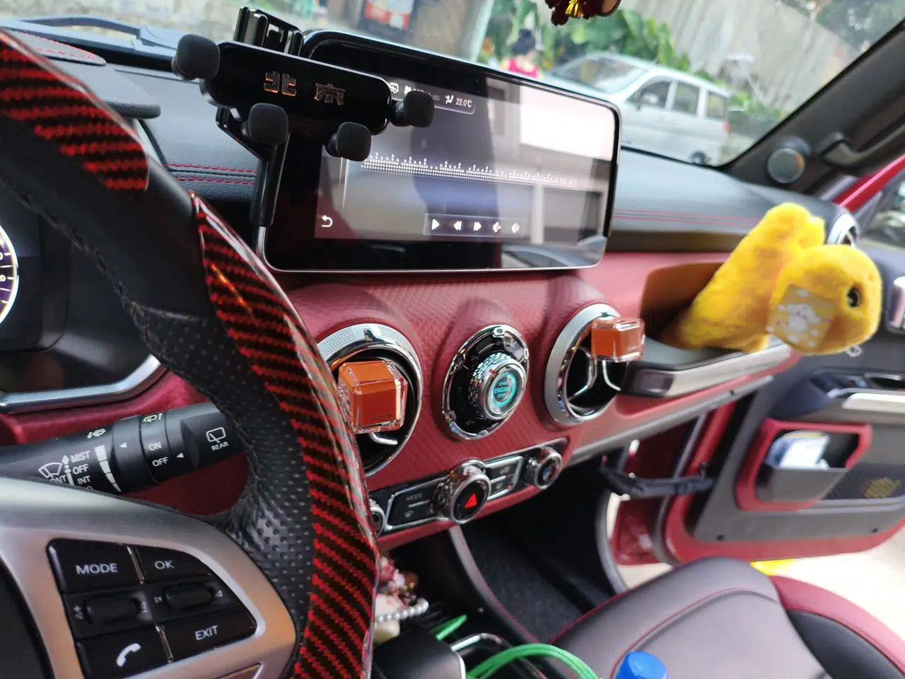 BAIC Off-Road BJ40 2019 PLUS 2.3T Automatic Four-Wheel Drive Premium Edition China VI — миниатюра 13