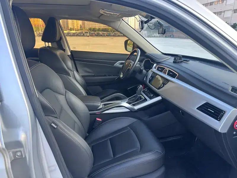 Geely Boyue 2016 1.8TD Automatic Intelligent Connectivity Model — миниатюра 11