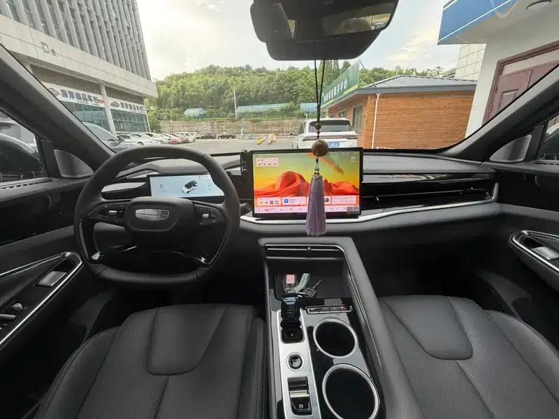 Geely Boyue 2024 1.5TD Dragon Edition — миниатюра 14