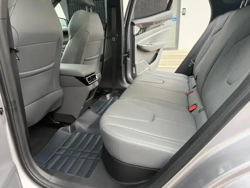 Geely Boyue 2024 1.5TD Dragon Edition — миниатюра 16