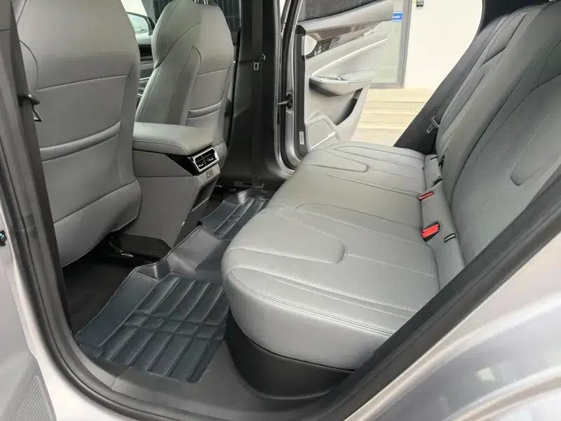 Geely Boyue 2024 1.5TD Dragon Edition — миниатюра 19