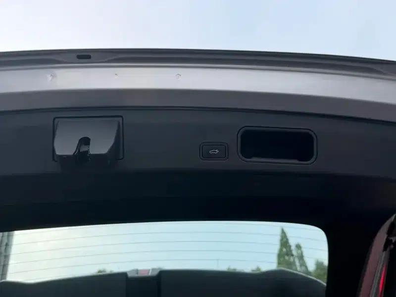 Geely Boyue 2024 1.5TD Dragon Edition — миниатюра 8