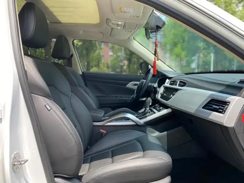 Geely Boyue 2016 1.8TD Automatic Intelligent Connectivity Model — миниатюра 21