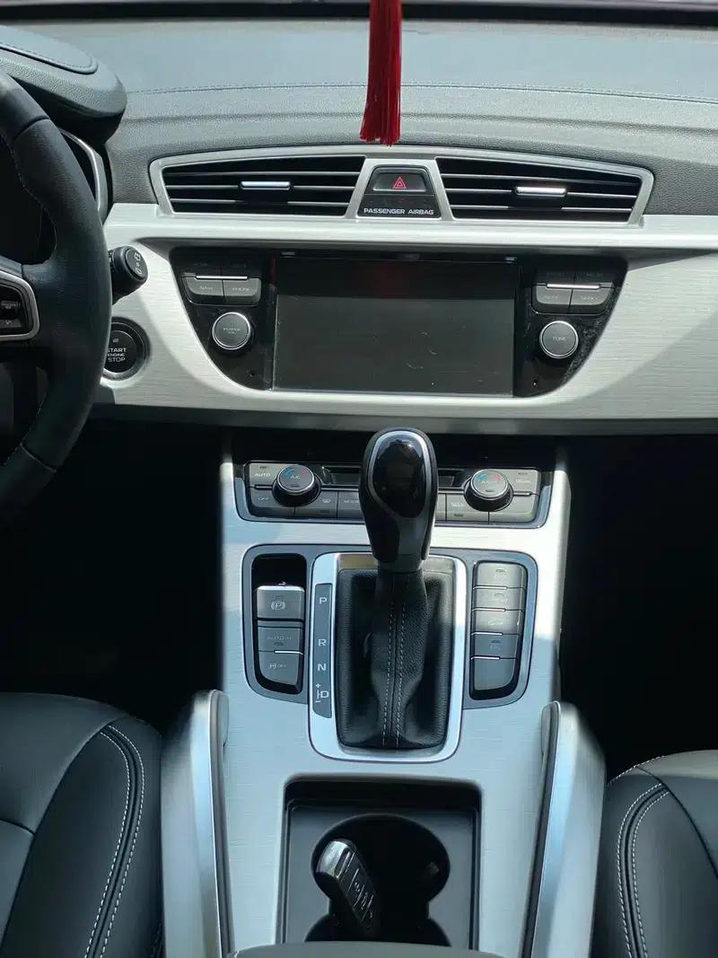 Geely Boyue 2016 1.8TD Automatic Intelligent Connectivity Model — миниатюра 9