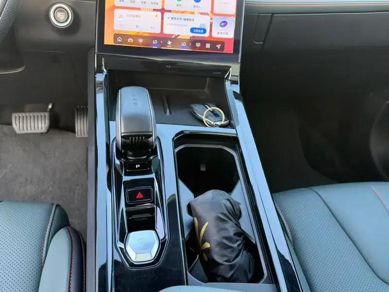 2023 Geely Boyue COOL 1.5T Intelligent Connectivity+ — миниатюра 12