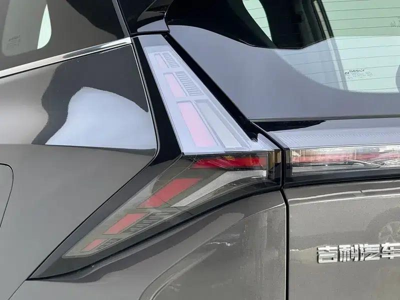 Geely Boyue 2024 1.5TD Dragon Edition — миниатюра 13