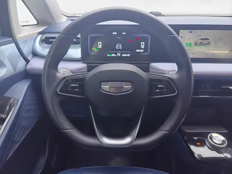 Geely Geometry E Firefly 2022 Model 320KM Cute Tiger — миниатюра 16