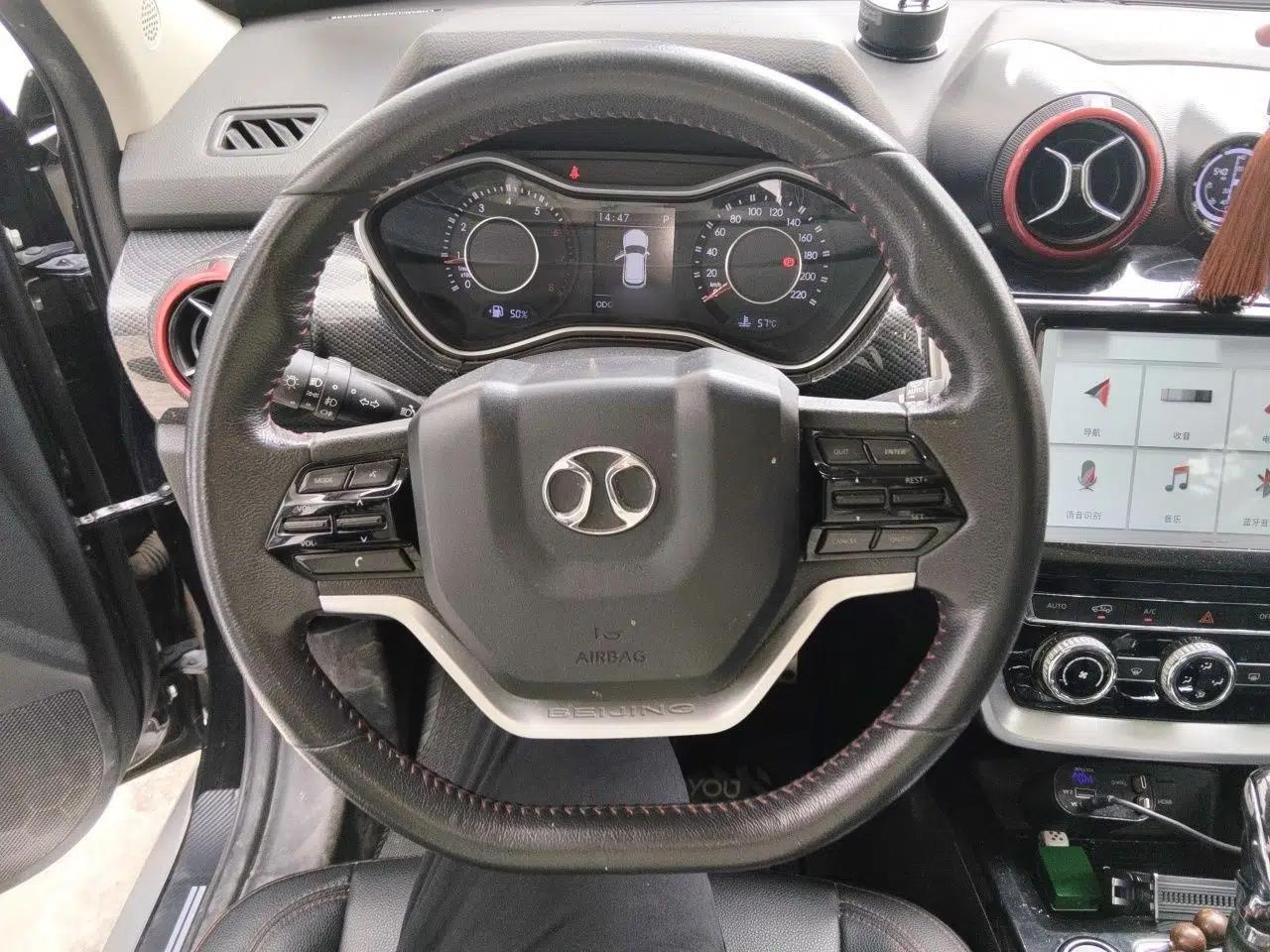 BAIC Off-Road BJ20 2018 1.5T CVT Luxury Model — миниатюра 10