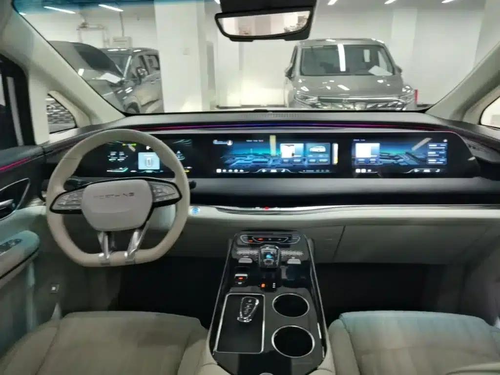 Xinghai V9 2024 1.5TD 200km Qingyun Ladder Series Premium Model — миниатюра 10