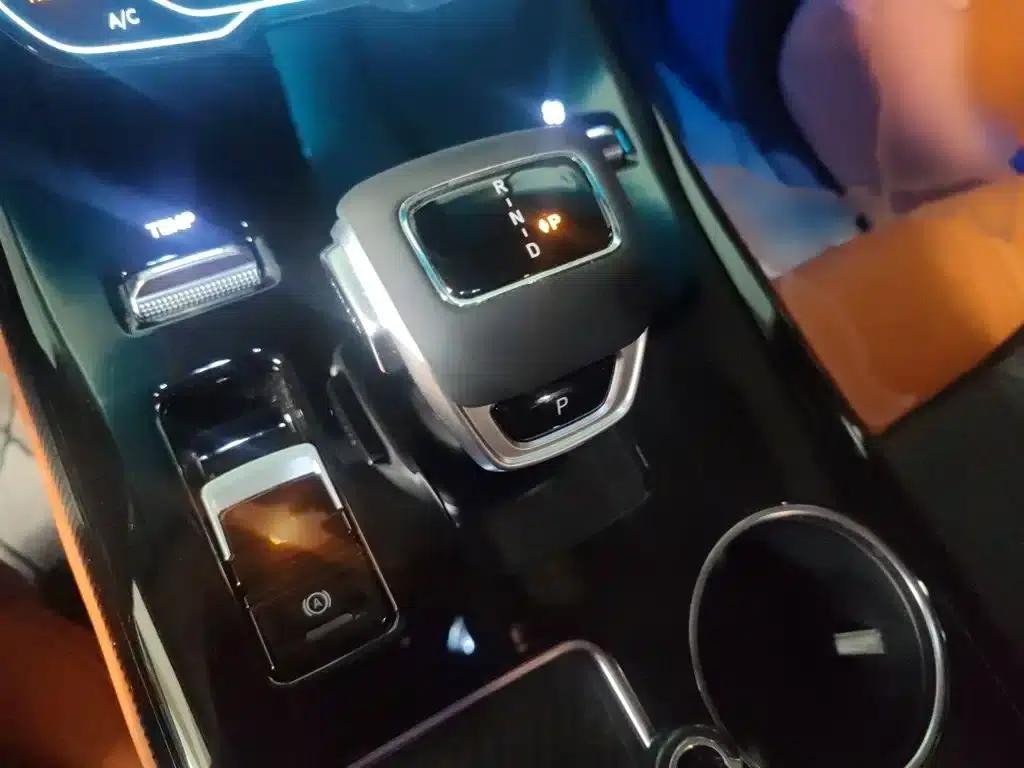 Xinghai V9 2024 1.5TD 200km Chinese Knot Series Premium Model — миниатюра 7